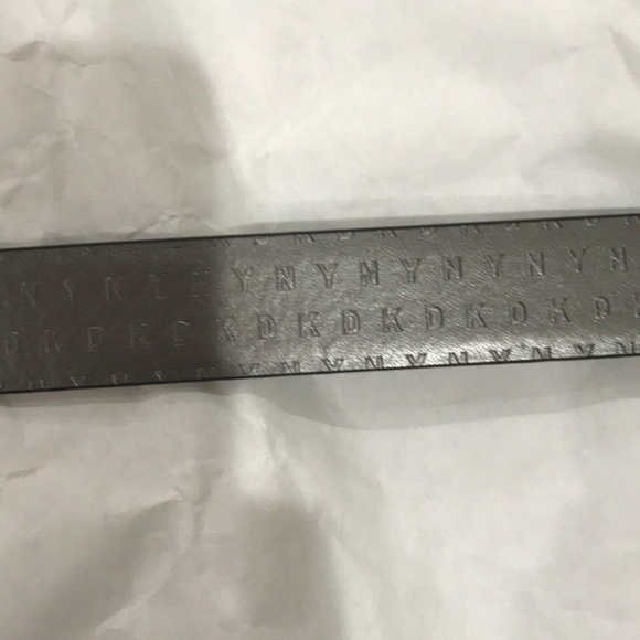 DKNY Black Belt - Picture 4 of 5